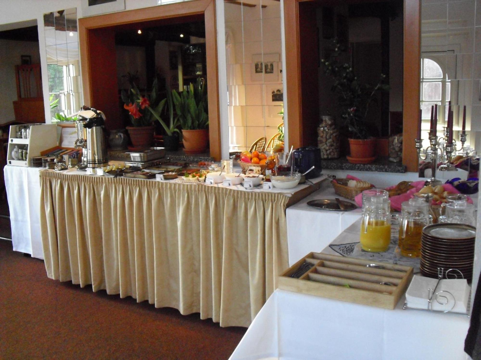 Ka&Ka Hotel Garni Warsow Bagian luar foto